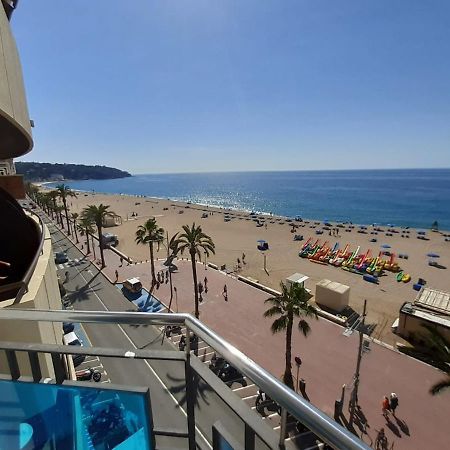 Hostal Lloret Playa Лорет де Мар Екстериор снимка