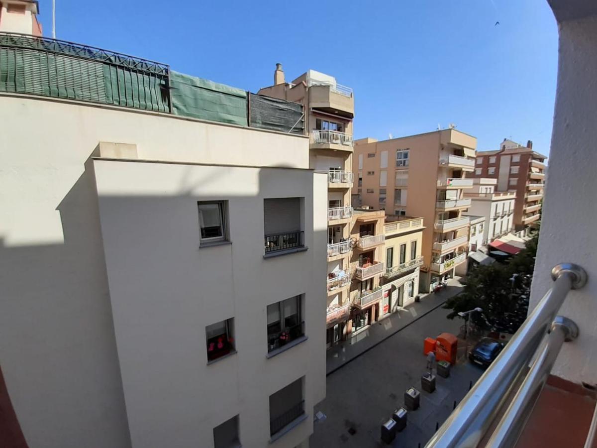 Hostal Lloret Playa Лорет де Мар Екстериор снимка